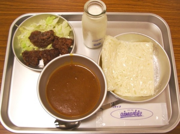 給食で死ぬ という話と 給食がないと痩せる という話 どちらも事実ならかなり怖い 院長ブログ 五本木クリニック