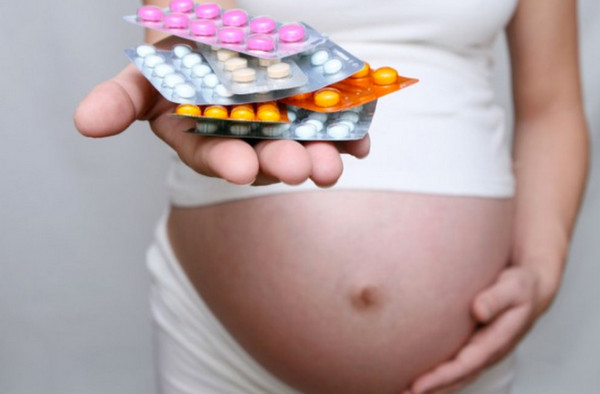 pregnantpills-617x416_jpg__617×416_