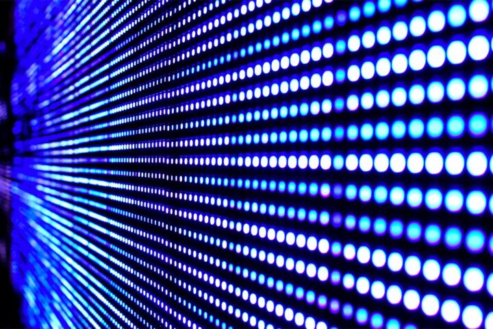 ノーベル賞を受賞した青色LEDってニキビの治療に使用されています