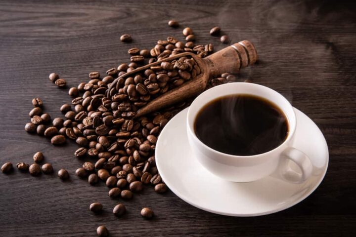 コーヒーのカフェインが原因でオシッコが近くなる説ってホント⁉